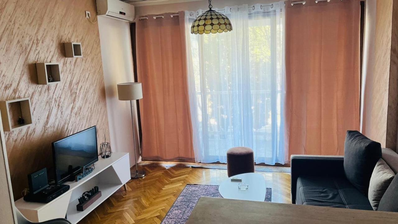 Majdini Clock Tower Apartman Podgorica Exterior foto