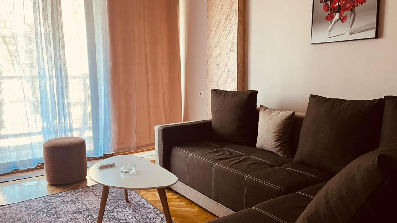 Majdini Clock Tower Apartman Podgorica Exterior foto